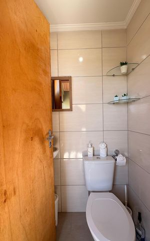 Casa à venda com 150m², 2 quartos e 2 vagas Casa à venda com 150m², 2 quartos e 2 vagasLavabo