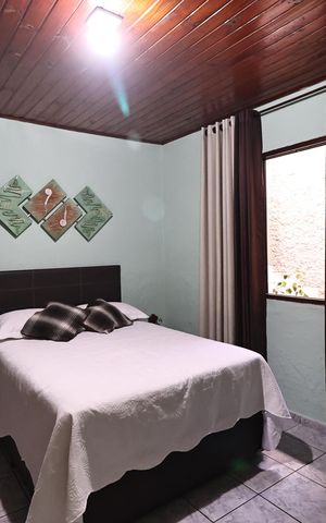 Casa à venda com 150m², 2 quartos e 2 vagas Casa à venda com 150m², 2 quartos e 2 vagasQuarto 1