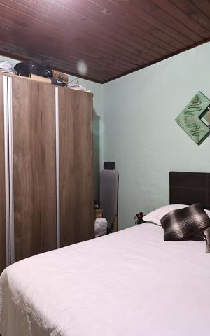 Casa à venda com 150m², 2 quartos e 2 vagas Casa à venda com 150m², 2 quartos e 2 vagasQuarto 1