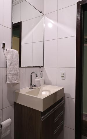 Casa à venda com 150m², 2 quartos e 2 vagas Casa à venda com 150m², 2 quartos e 2 vagasBanheiro