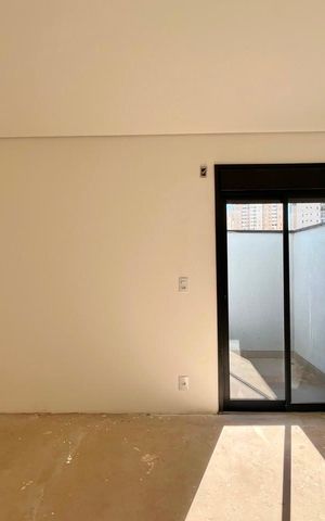 Casa de condomínio à venda com 168m², 3 quartos e 2 vagas Casa de condomínio à venda com 168m², 3 quartos e 2 vagasSuíte 2