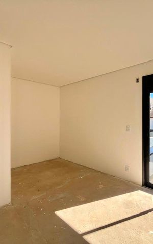 Casa de condomínio à venda com 168m², 3 quartos e 2 vagas Casa de condomínio à venda com 168m², 3 quartos e 2 vagasSuíte 2