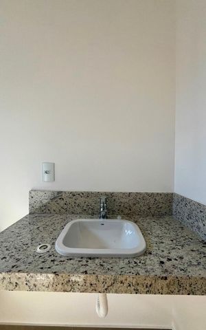 Casa de condomínio à venda com 168m², 3 quartos e 2 vagas Casa de condomínio à venda com 168m², 3 quartos e 2 vagasBanheiro da Suíte 2