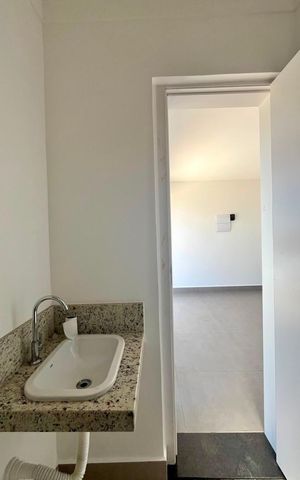 Casa de condomínio à venda com 168m², 3 quartos e 2 vagas Casa de condomínio à venda com 168m², 3 quartos e 2 vagasBanheiro do solário