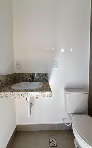 Casa de condomínio à venda com 168m², 3 quartos e 2 vagas Casa de condomínio à venda com 168m², 3 quartos e 2 vagasBanheiro da Suíte 3