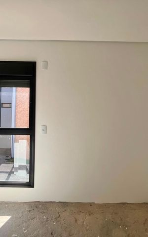 Casa de condomínio à venda com 168m², 3 quartos e 2 vagas Casa de condomínio à venda com 168m², 3 quartos e 2 vagasSuíte 3