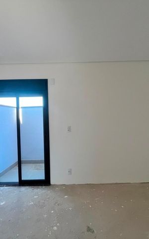 Casa de condomínio à venda com 168m², 3 quartos e 2 vagas Casa de condomínio à venda com 168m², 3 quartos e 2 vagasSuíte 2