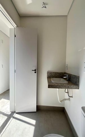 Casa de condomínio à venda com 168m², 3 quartos e 2 vagas Casa de condomínio à venda com 168m², 3 quartos e 2 vagasBanheiro da Suíte 3