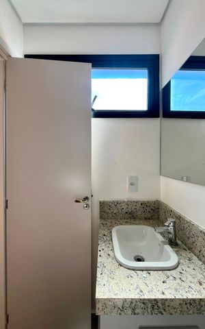 Casa de condomínio para alugar com 168m², 3 quartos e 2 vagas Casa de condomínio para alugar com 168m², 3 quartos e 2 vagasBanheiro da Suíte 2