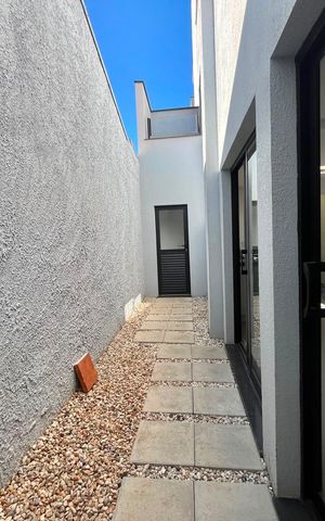 Casa de condomínio para alugar com 168m², 3 quartos e 2 vagas Casa de condomínio para alugar com 168m², 3 quartos e 2 vagasQuintal