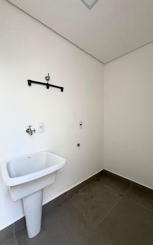 Casa de condomínio para alugar com 168m², 3 quartos e 2 vagas Casa de condomínio para alugar com 168m², 3 quartos e 2 vagasÁrea de Serviço