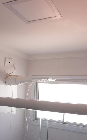 Apartamento para alugar com 58m², 2 quartos e 2 vagasBanheiro