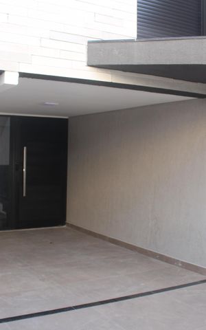 Casa à venda com 180m², 3 quartos e sem vagaGaragem