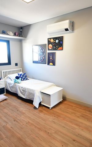 Casa à venda com 300m², 4 quartos e 4 vagasQuarto 2 - Suíte