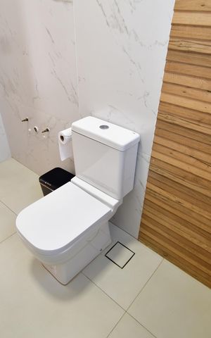 Casa à venda com 300m², 4 quartos e 4 vagasLavabo