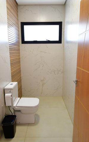 Casa à venda com 300m², 4 quartos e 4 vagasLavabo