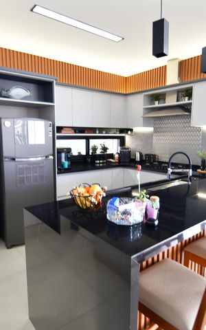 Casa à venda com 300m², 4 quartos e 4 vagasCozinha