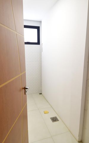 Casa à venda com 300m², 4 quartos e 4 vagasBanheiro Suíte 