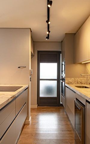 Apartamento à venda com 83m², 2 quartos e 2 vagas Apartamento à venda com 83m², 2 quartos e 2 vagasCozinha