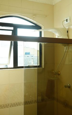 Casa para alugar com 400m², 3 quartos e 10 vagasBanheiro da Suíte