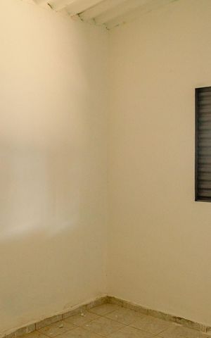 Casa para alugar com 66m², 3 quartos e 5 vagas Casa para alugar com 66m², 3 quartos e 5 vagasQuarto 1