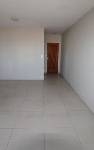 Apartamento para alugar com 80m², 3 quartos e 1 vagaSala