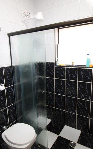Casa para alugar com 260m², 3 quartos e 2 vagasBanheiro
