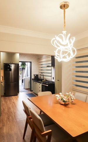 Casa à venda com 183m², 3 quartos e 4 vagas Casa à venda com 183m², 3 quartos e 4 vagasCozinha