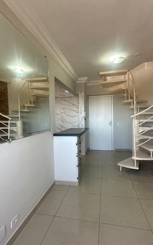 Apartamento para alugar com 101m², 3 quartos e 2 vagas Apartamento para alugar com 101m², 3 quartos e 2 vagasSala