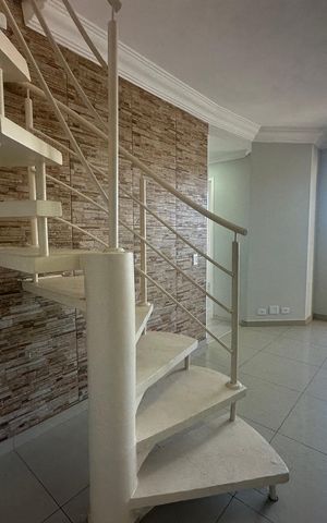 Apartamento para alugar com 101m², 3 quartos e 2 vagas Apartamento para alugar com 101m², 3 quartos e 2 vagasSala