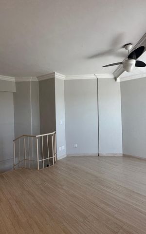 Apartamento para alugar com 101m², 3 quartos e 2 vagas Apartamento para alugar com 101m², 3 quartos e 2 vagasCobertura