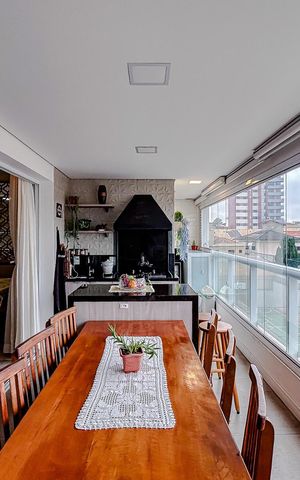 Apartamento à venda com 90m², 2 quartos e 2 vagasVaranda