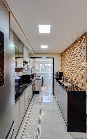 Apartamento à venda com 90m², 2 quartos e 2 vagasCozinha