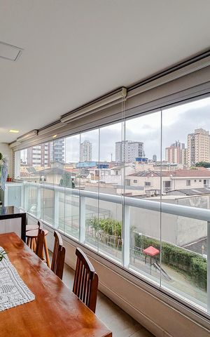Apartamento à venda com 90m², 2 quartos e 2 vagasVaranda