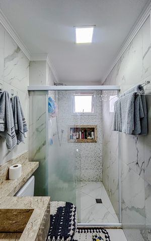 Apartamento à venda com 90m², 2 quartos e 2 vagasBanheiro da Suíte 1