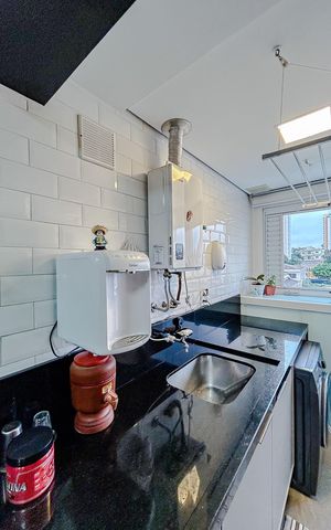 Apartamento à venda com 90m², 2 quartos e 2 vagasÁrea de Serviço