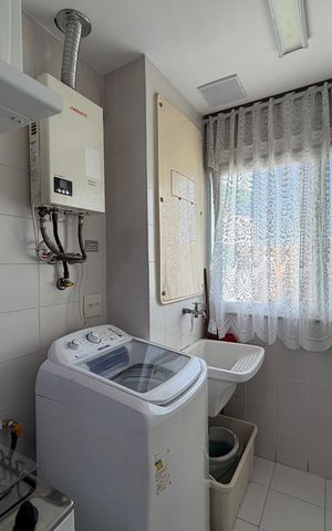 Apartamento à venda com 77m², 2 quartos e 1 vaga Apartamento à venda com 77m², 2 quartos e 1 vagaÁrea de serviço