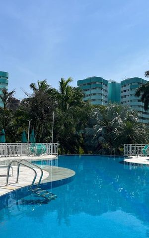 Apartamento à venda com 77m², 2 quartos e 1 vaga Apartamento à venda com 77m², 2 quartos e 1 vagaÁrea comum - Piscina