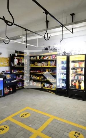Studio à venda com 28m², 1 quarto e sem vaga Studio à venda com 28m², 1 quarto e sem vagaMini mercado