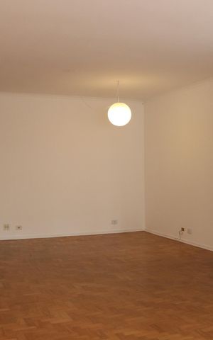Apartamento para alugar com 140m², 3 quartos e 1 vagaSala