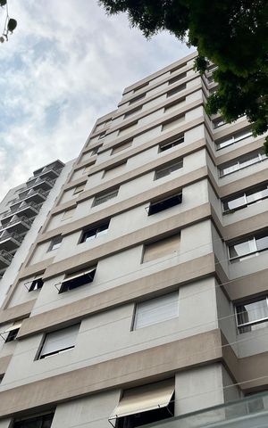 Apartamento para alugar com 140m², 3 quartos e 1 vaga Apartamento para alugar com 140m², 3 quartos e 1 vagaFachada