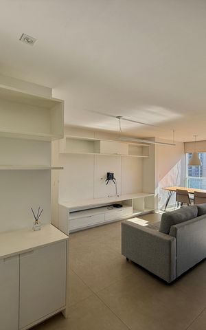 Apartamento à venda com 67m², 1 quarto e 1 vaga Apartamento à venda com 67m², 1 quarto e 1 vagaSala
