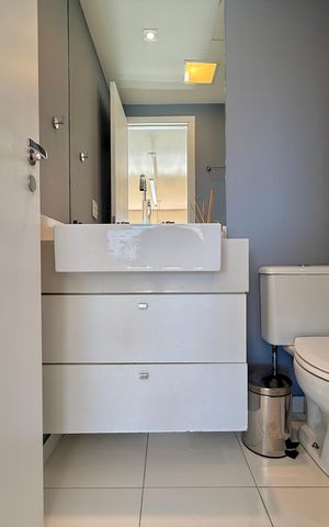 Apartamento à venda com 67m², 1 quarto e 1 vaga Apartamento à venda com 67m², 1 quarto e 1 vagaBanheiro Social
