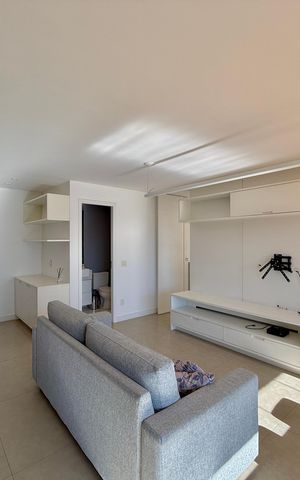 Apartamento à venda com 67m², 1 quarto e 1 vaga Apartamento à venda com 67m², 1 quarto e 1 vagaSala