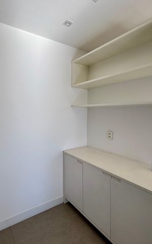 Apartamento à venda com 67m², 1 quarto e 1 vaga Apartamento à venda com 67m², 1 quarto e 1 vagaSala