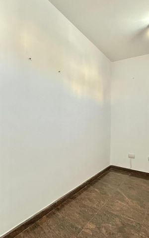 Casa à venda com 154m², 3 quartos e 2 vagas Casa à venda com 154m², 3 quartos e 2 vagasEntrada