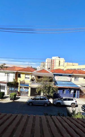 Casa à venda com 154m², 3 quartos e 2 vagas Casa à venda com 154m², 3 quartos e 2 vagasVista do Quarto 2