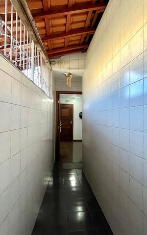 Casa à venda com 154m², 3 quartos e 2 vagas Casa à venda com 154m², 3 quartos e 2 vagasÁrea externa