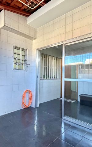 Casa à venda com 154m², 3 quartos e 2 vagas Casa à venda com 154m², 3 quartos e 2 vagasQuintal