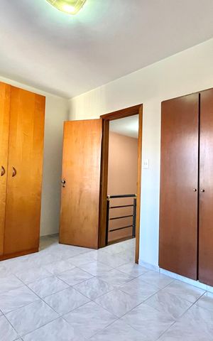 Casa à venda com 154m², 3 quartos e 2 vagas Casa à venda com 154m², 3 quartos e 2 vagasQuarto 3